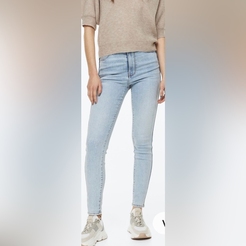 Women’s H&M Light Wash High Rise Skinny Jeans Size 8